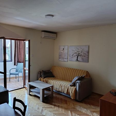 Apartamento Malo Brdo Podgorica Exterior foto
